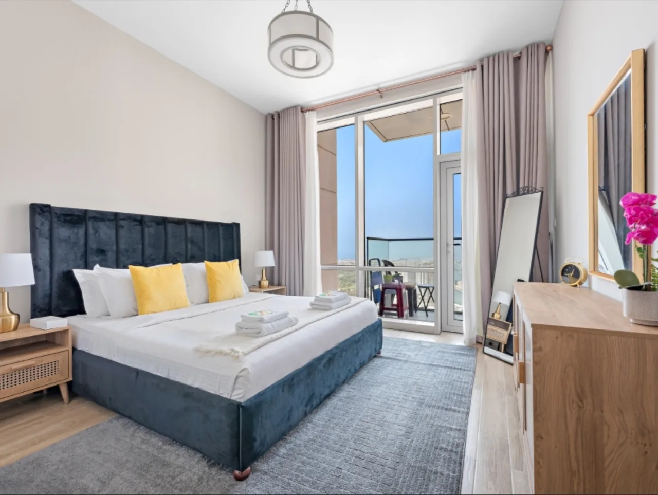 rooms in business bay dubai