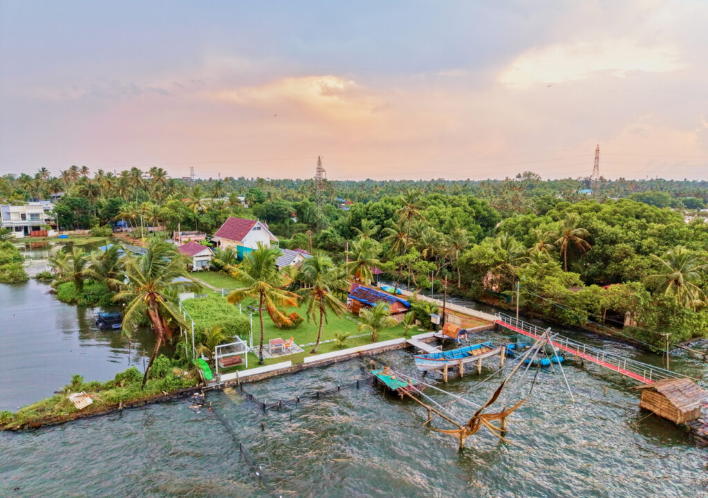 kumbalangi stay