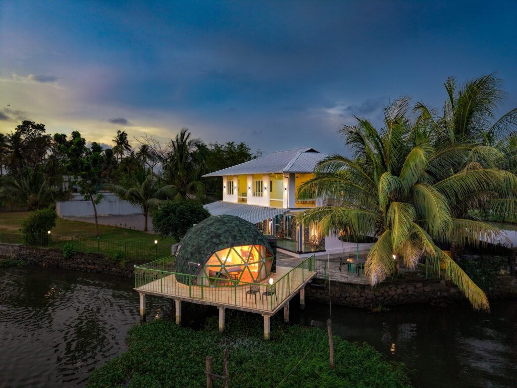 lake view resort kochi